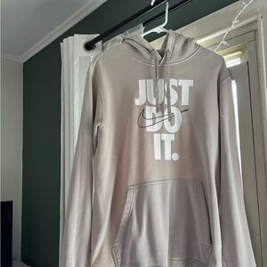 nike hoodie